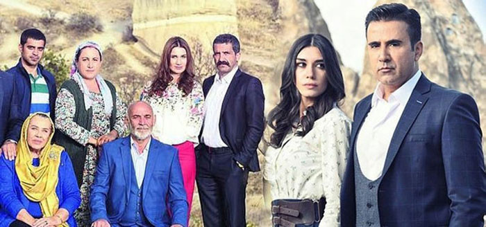 Aşk ve Mavi dizisinde bomba ayrılık! Başrol oyuncusu para için bıraktı - Resim: 2