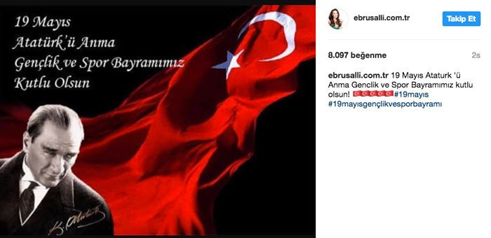 Ünlüler 19 Mayıs'ı böyle kutladı! Kenan Doğulu herkesi duygulandırdı - Resim: 1