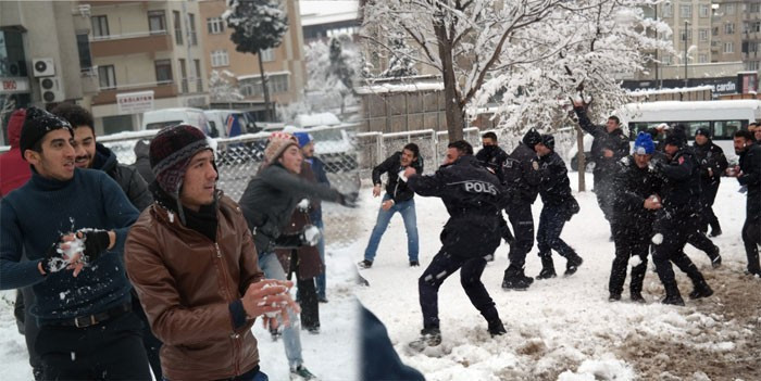 Çevik kuvvetle kartopu savaşı! Kim kazandı dersiniz? - Resim: 1