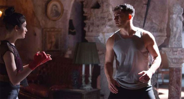 Çağatay Ulusoy'un Netflix dizisinin ilk fragmanı yayınlandı! Hakan: Muhafız... - Resim: 1