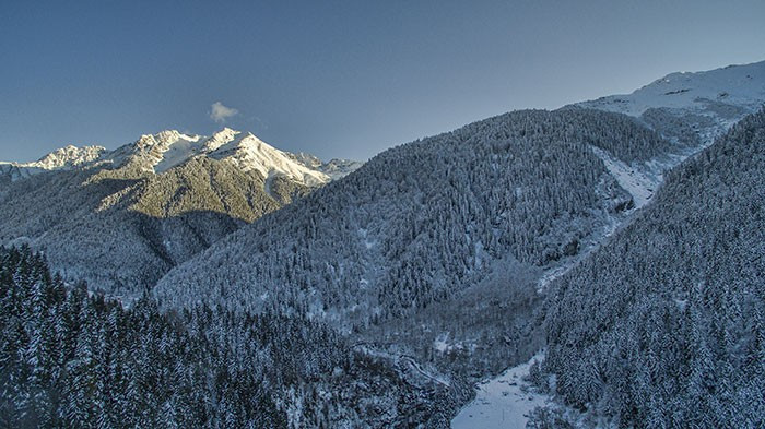 Kartpostallık kar manzaraları! Bakın nerede çekildi - Resim: 1