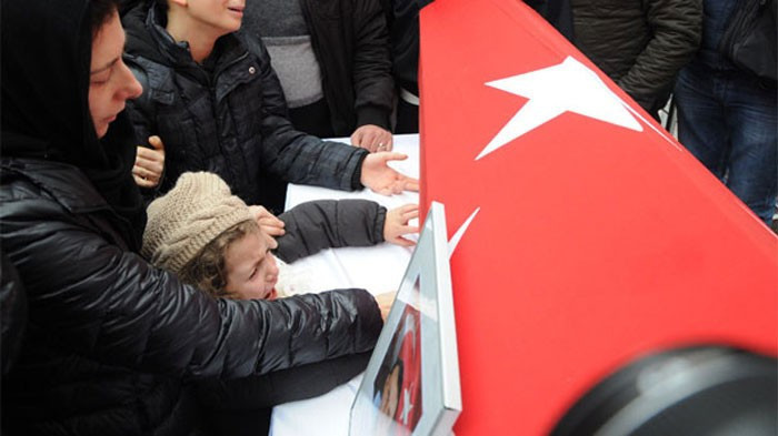 Minik Duru'yu annesi anlattı! Sürekli el sallıyor - Resim: 2