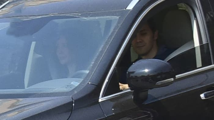 Demet Şener ve eşi Cenk Küpeli kural hatası yaptılar! Tedbirleri umursamadılar - Resim: 2