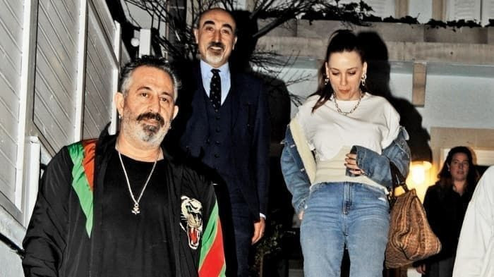 Cem Yılmaz Serenay Sarıkaya ile evlenmeye niyetli mi yanıta bakın - Resim: 2