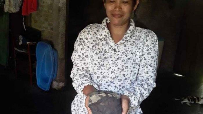 Gökten evin bahçesine düştü milyoner oldu - Resim: 2