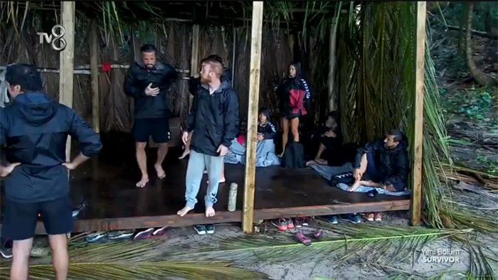 İlhan Mansız'a ne oldu? Survivor'dan apar topar ayrıldı - Resim: 1