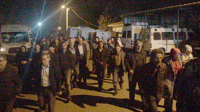 O PKK'lının cenazesini HDP'li milletvekilleri gömdü! - Resim: 2