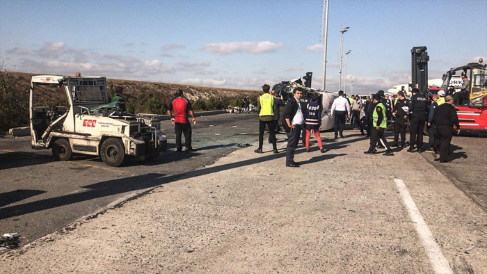 Atatürk Havalimanı apronunda korkunç kaza! Yaralılar var... - Resim: 4