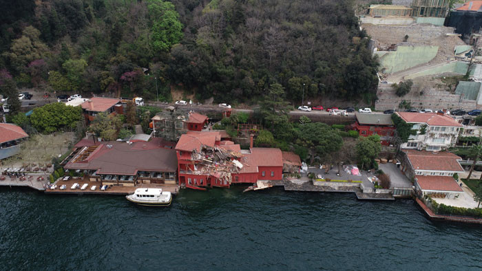 Yalıya çarpan gemi tarihi köşk katliamını ortaya çıkardı - Resim: 1