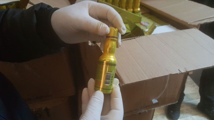 İstanbul'da yasaklı cinsel ürün operasyonu - Resim: 2