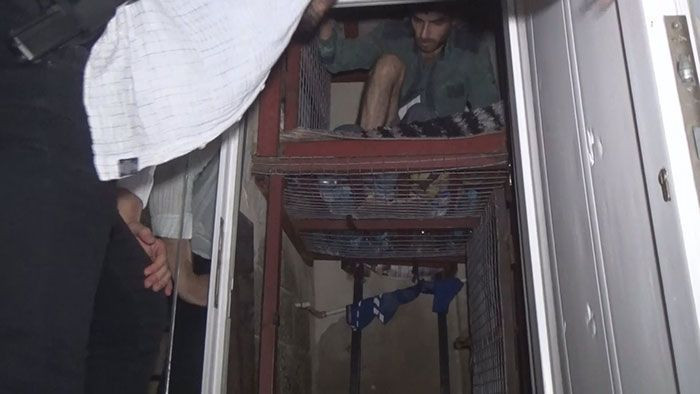 'Şirinler Çetesi' kafese kapatmıştı! Kafesten kurtarılan iki kişiden inanılmaz açıklama - Resim: 2