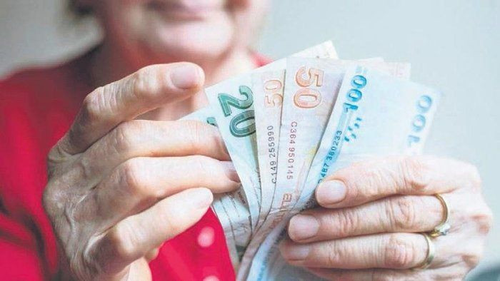 Emekliye 'çok memnun olacağı' zam! Hem maaşa hem ikramiyeye! Sözleşmeliye de kadro - Resim: 3