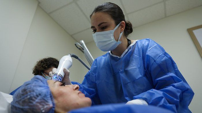 Güzellik salonlarına milyonluk ceza yağdı! Hastaneye çevirip cerrahi işlem yapıyorlar... - Resim: 3