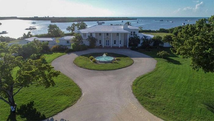 8 milyon dolara ada aldı 300 dolarlık süpermarket hırsızlığına karıştı - Resim: 2