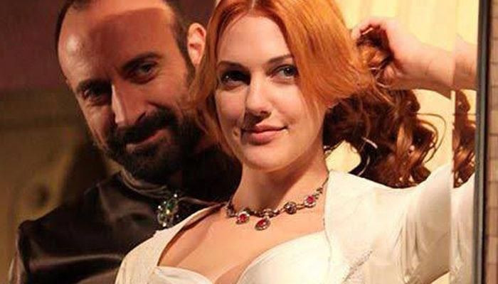 Muhteşem Yüzyıl Meryem Uzerli krizine Cansu Dere  de katıldı! 'Şımarık, saygısız' için bakın ne dedi - Resim: 3