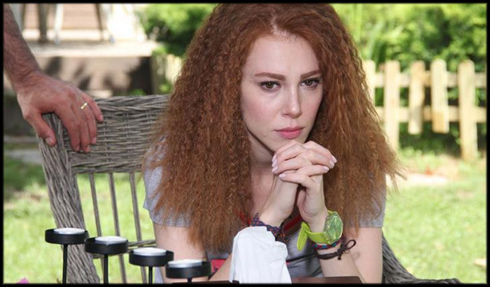 Kiralık Aşk'ın Defnesi hangi takımı tutuyor? - Resim: 1