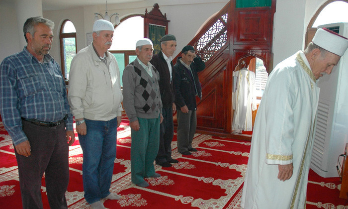 Sabah namazı saati değişti Diyanet imsak vaktine çekti il il yeni namaz saatleri - Resim: 1