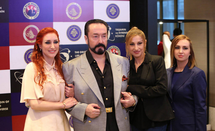 O Kedicik'ten kan donduran itiraf! Adnan Oktar kediciklere nasıl işkence ederdi? - Resim: 3