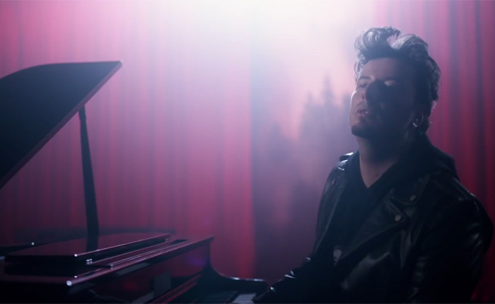 Aleyna Tilki'nin tuvaletteki klibi! Dipsiz Kuyum şarkısındaki Mevlana sözü - Resim: 4