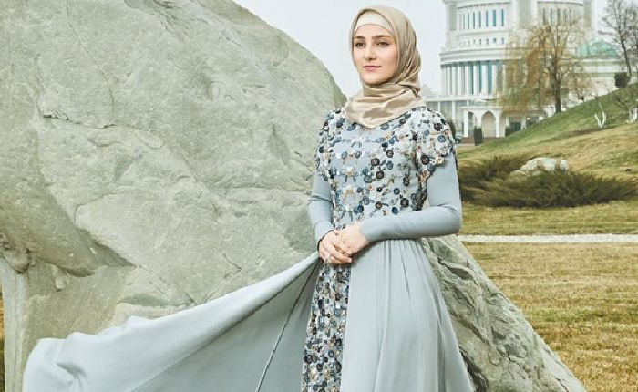 Çeçenistan lideri Kadirov 22 yaşındaki kızı Ayşat Kadirova'yı bakan olarak atadı - Resim: 1