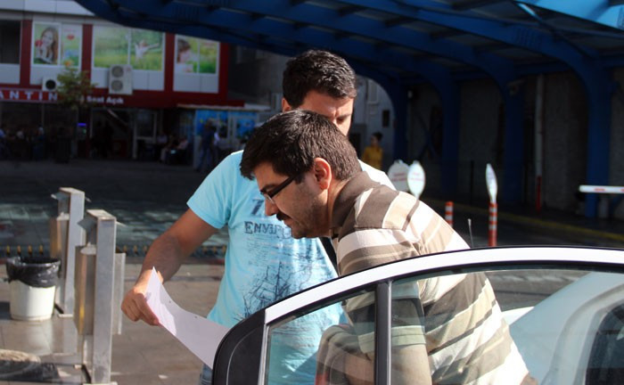 FETÖ gözaltıları! İki üniversiteye baskın akademisyen, idareciler... - Resim: 3