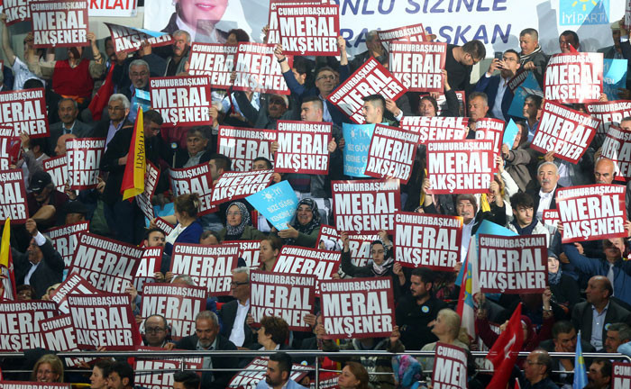 İyi Parti Kongresi'nde dikkat çeken isim - Resim: 4