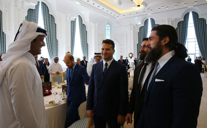 Katar'da imzalar atıldı! Diriliş Ertuğrul oyuncuları da katıldı - Resim: 2