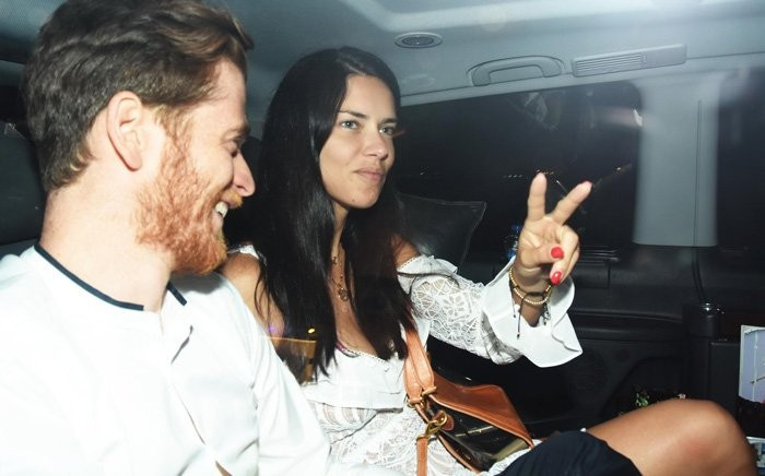 Adriana Lima ilk kez paylaştı Metin Hara aşkını böyle duyurdu - Resim: 3