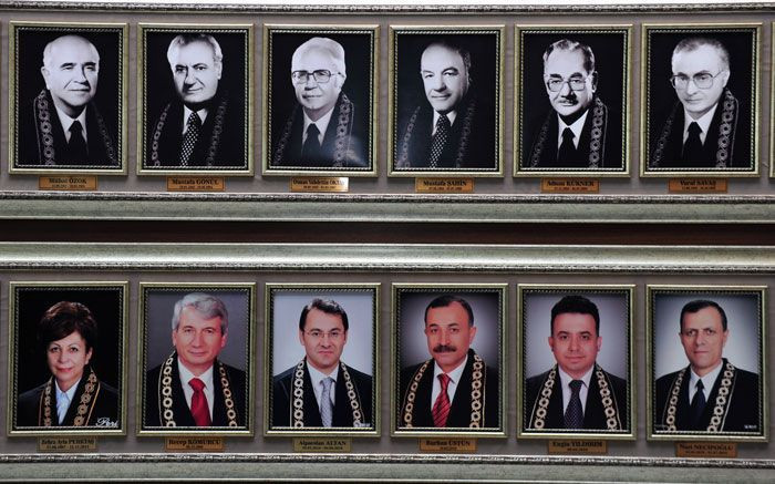 Anayasa Mahkemesi'nde FETÖ skandalı! Fotoğraflar kaldırılmadı - Resim: 4
