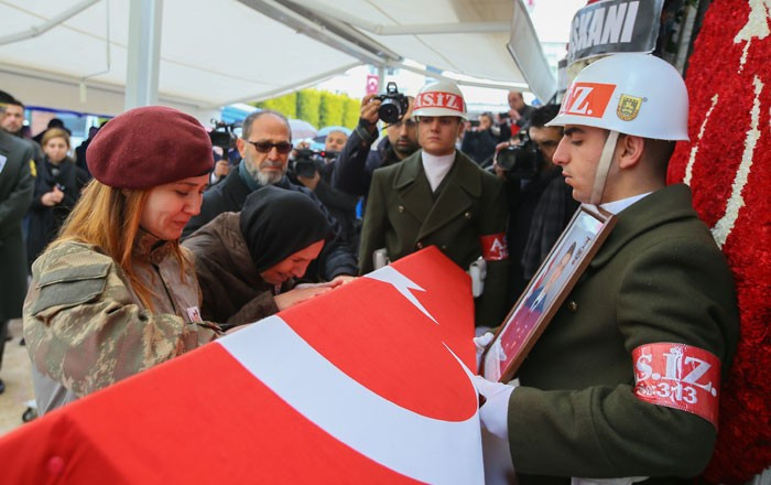 El Bab şehitleri uğurlandı! Gözyaşları sel oldu - Resim: 4