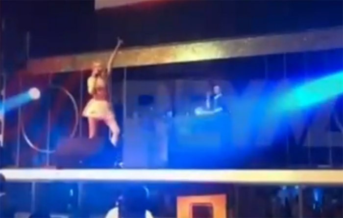 Aleyna Tilki gay bar rezaleti! Of'lu annesi kimdir?  - Resim: 2