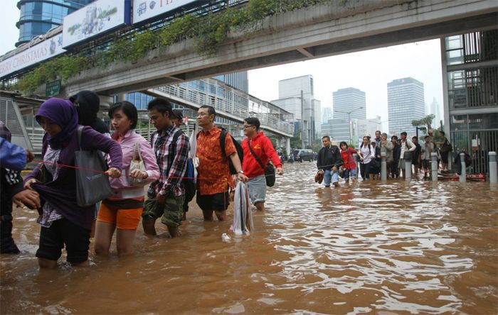 Endonezya'nın hızla suya batan başkenti taşınıyor - Resim: 4