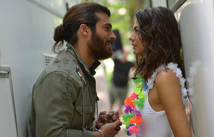 Erkenci Kuş dizisine bomba transfer! Can Yaman'ın annesi rolünde oynayacak - Resim: 1