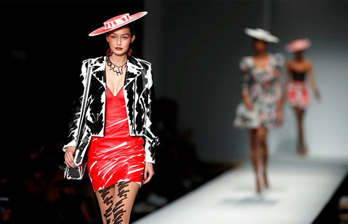 Gidi Hadid ile Kendall Jenner defileye damga vurdu! - Resim: 1