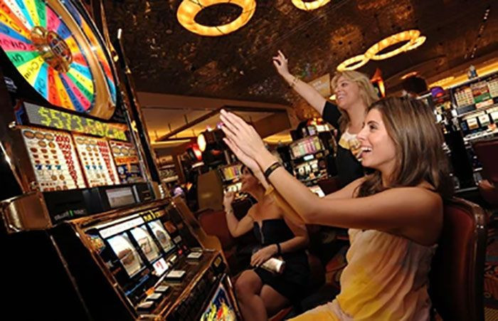 Kıbrıs'ta servet kaybeden ünlüleri ifşa ettiler! Gizli kumarbaz İşadamı, sanatçı, futbolcular - Resim: 3