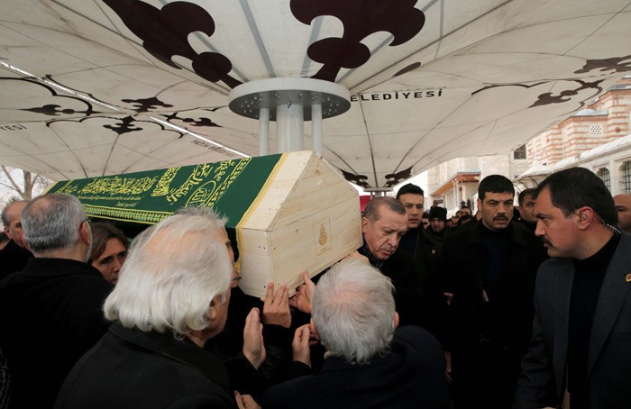 Cumhurbaşkanı Erdoğan da omuz verdi - Resim: 3