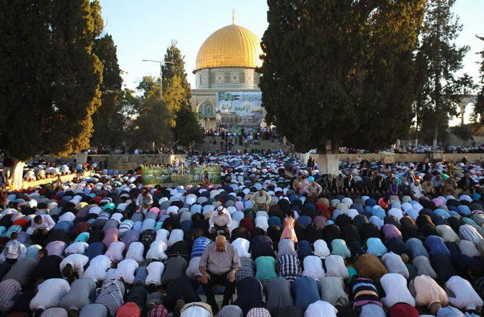 Bayram Namazı'nda müslümanlar Mescid-i Aksa'yı boş bırakmadı! - Resim: 1