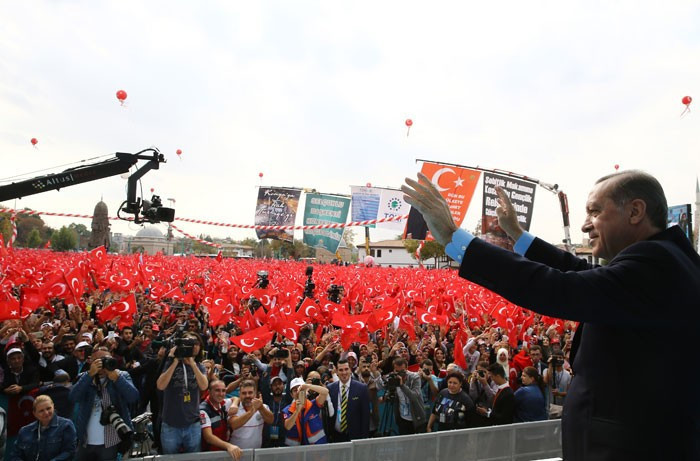 Konyalı kadın Erdoğan'ı karşısında görünce... - Resim: 1