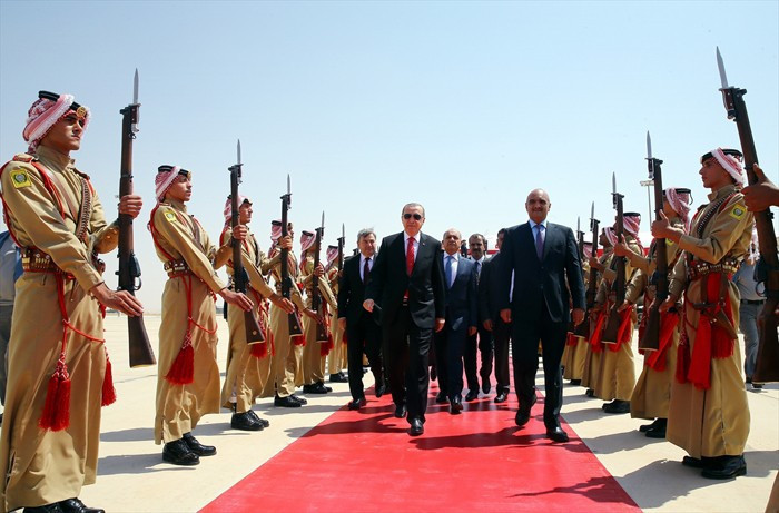  Erdoğan'a Ürdün'de görkemli karşılama! - Resim: 1