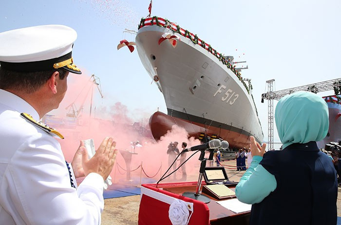 İstanbul'da tarihi an! Milli savaş gemisi Burgazada denize indirildi! - Resim: 2