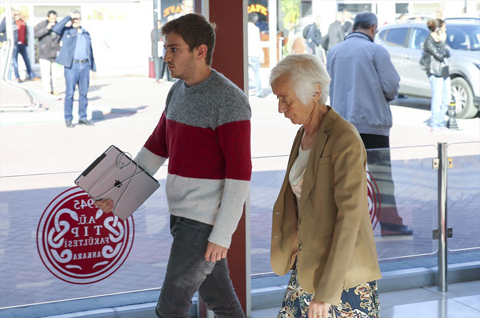 Deniz Baykal'ı ziyaretler sürüyor! Son durumu ne? - Resim: 2