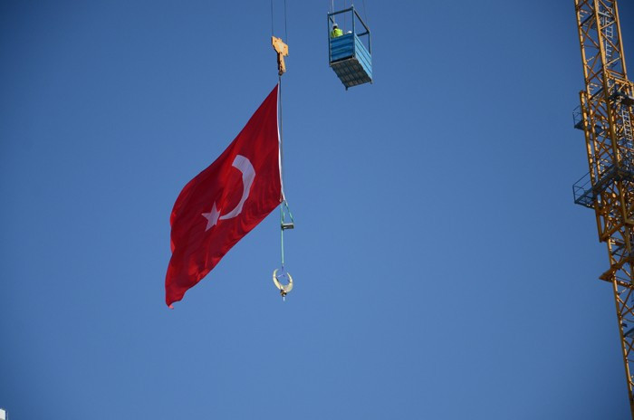 Çamlıca Camisi'ne takılan alemin bir eşi benzeri daha yok! - Resim: 2