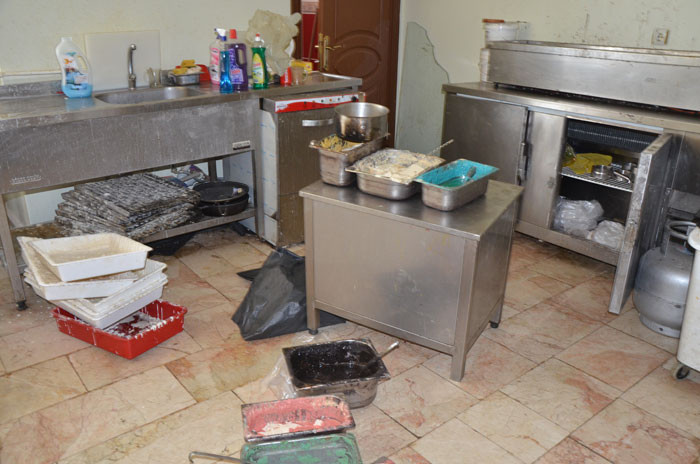 Burası bir pastane! Mide bulandıran görüntüler tiksineceksiniz... - Resim: 4