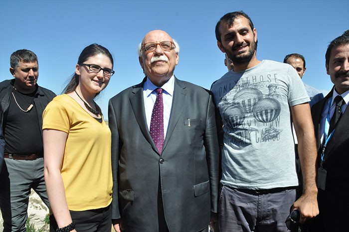 Küçük çocuk Bakan Avcı'yı böyle inceledi! - Resim: 4