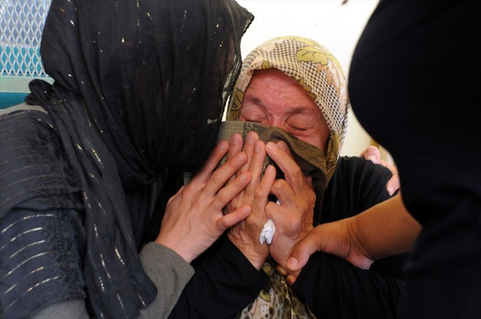 Acılı anneyi kimse sakinleştiremedi! Bu feryatlar yürek yakar - Resim: 3