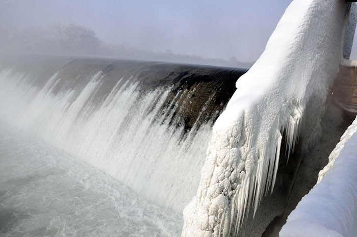 Ağaçlar resmen buz tuttu! İlginç manzaralar - Resim: 1