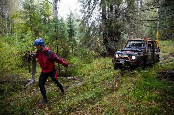 Bu kadar da olmaz! Dünyadan acayip trafik görüntüleri - Resim: 2