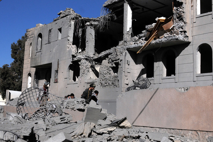 Arabistan Yemeni vurdu! 51 ölü, 80 yaralı - Resim: 3