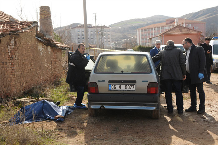 Kırıkkale'de vahşet: Genç kadını benzin döküp yakmışlar! - Resim: 1