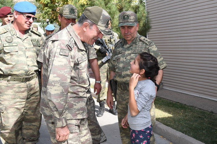 Hazırlıklar başladı! Hulusi Akar sınırda - Resim: 2